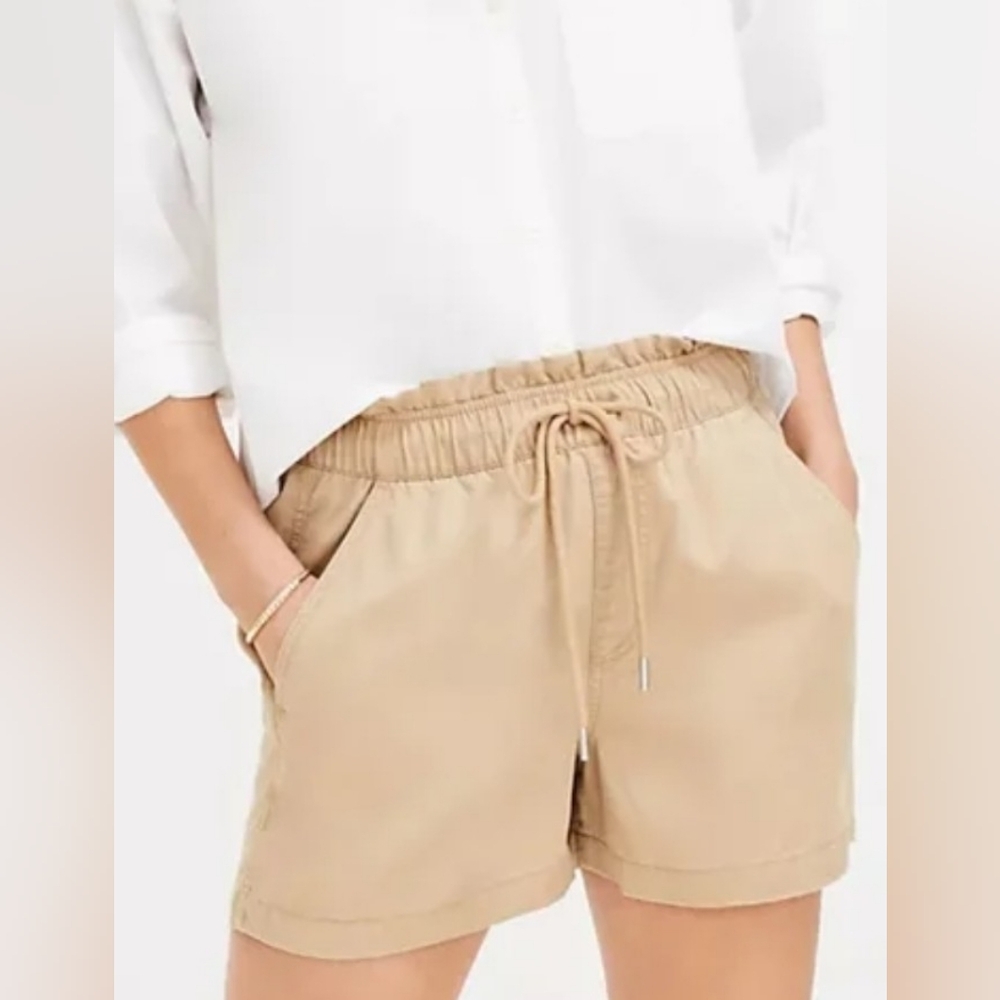Loft Size Small Women's Tan Paperbag Drawstring Short Waist 32 Inseam 3